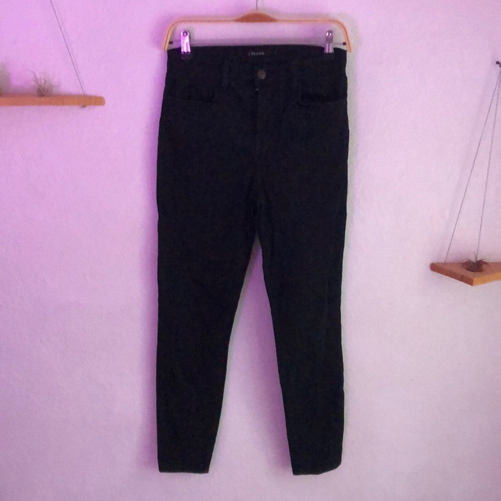 Black J brand skinny jeans 27